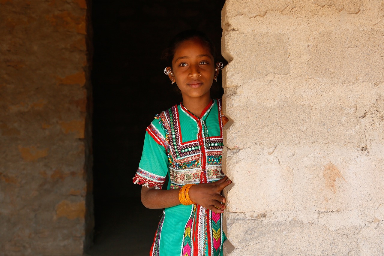 little girl gujarat bhuj free photo