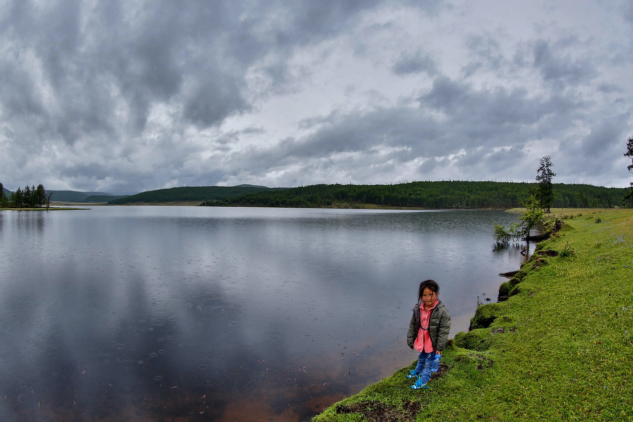 little girl lake khuvsgul region free photo