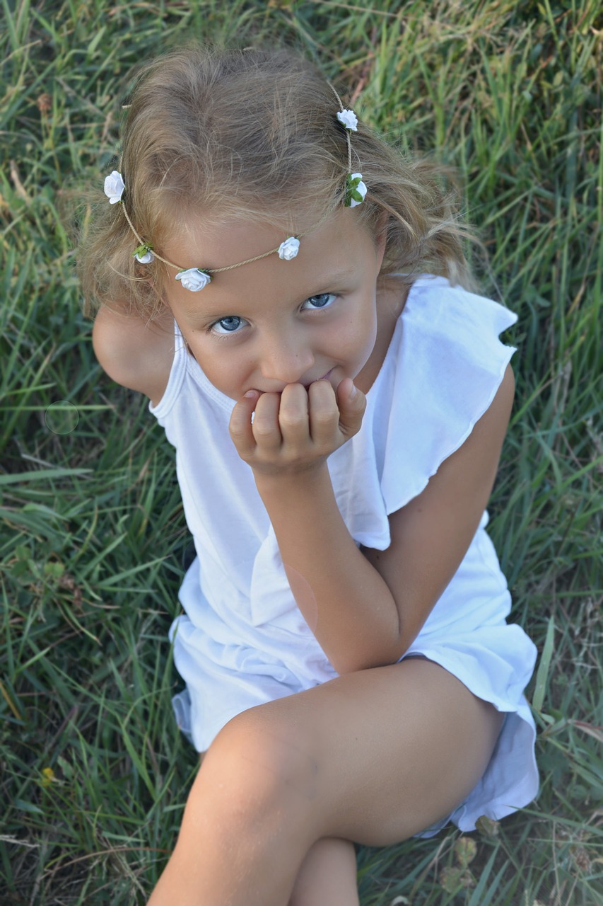 little girl summer nature free photo