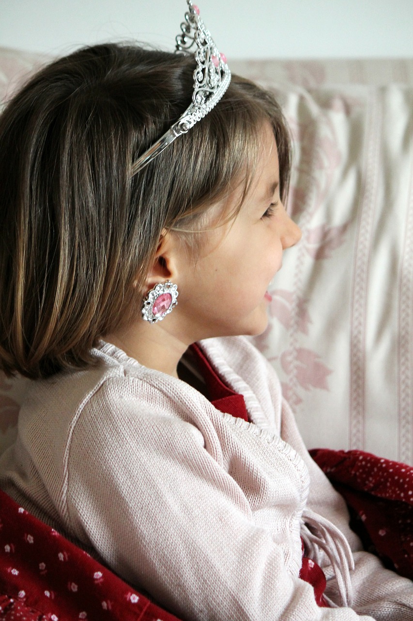 little girl princess profile free photo