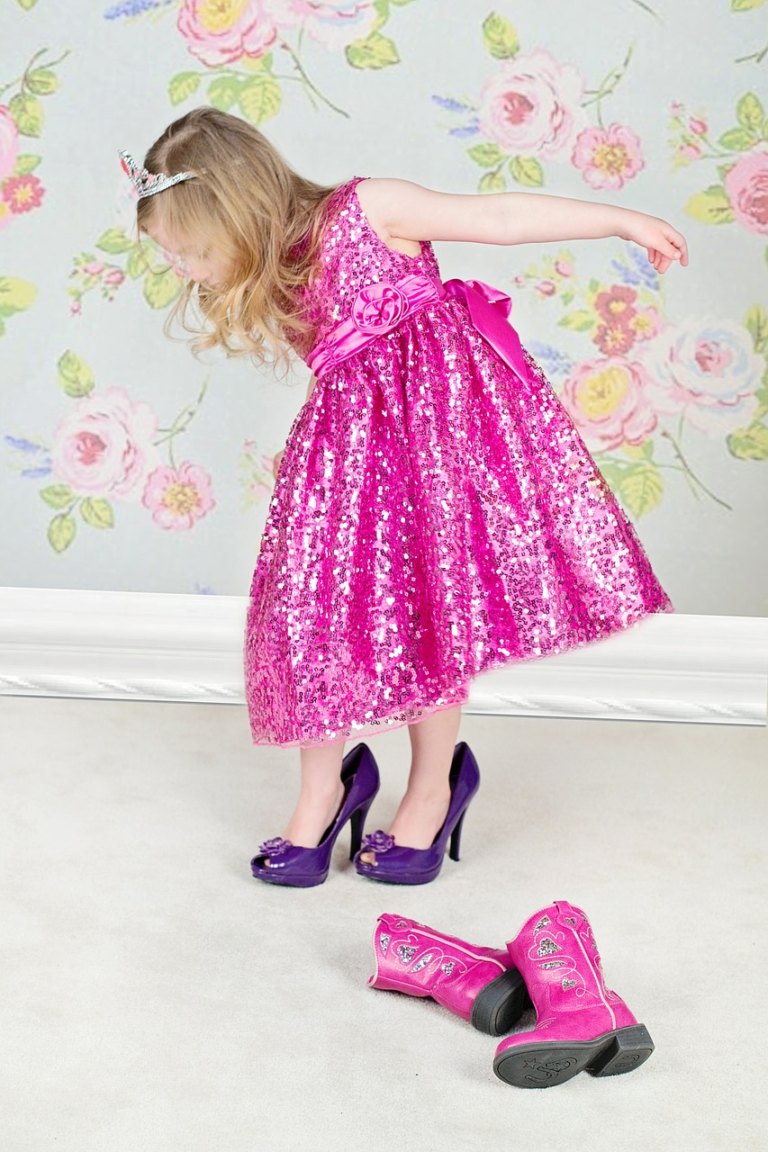 little girl high heels pink free photo