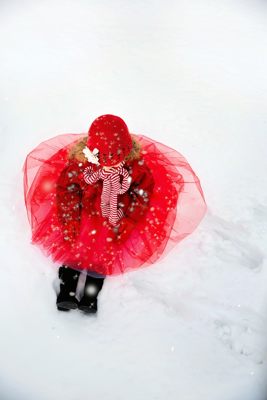 little girl in snow winter snow free photo