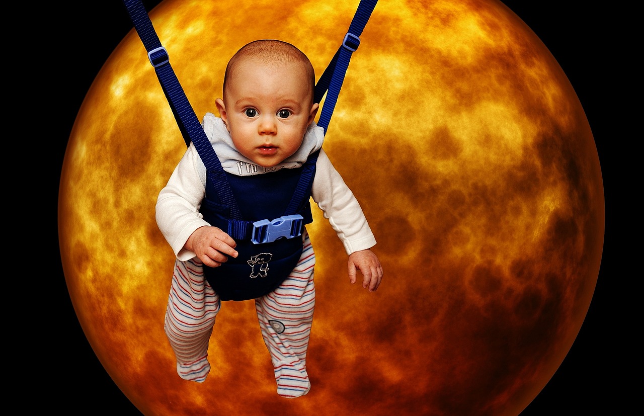 little man in the moon funny baby free photo