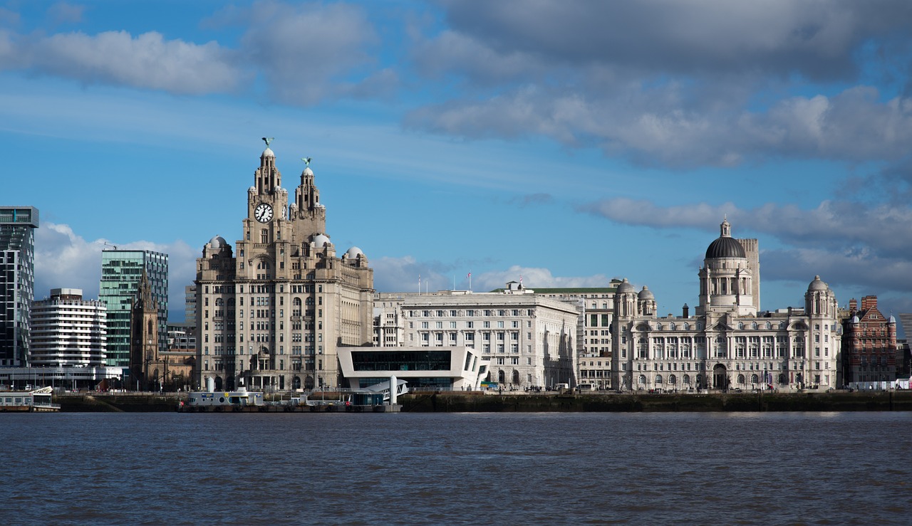 liverpool mersey liver building free photo