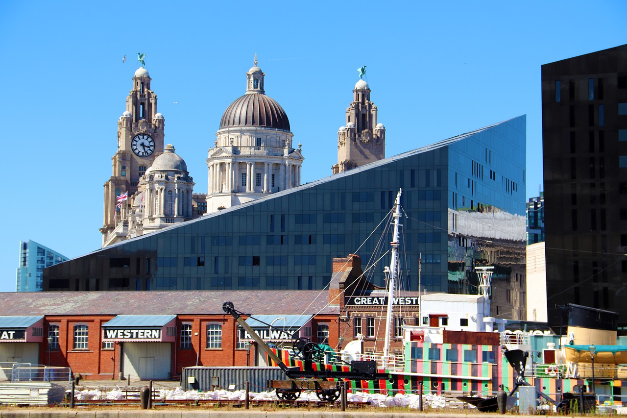 liverpool  buildings  architecture free photo