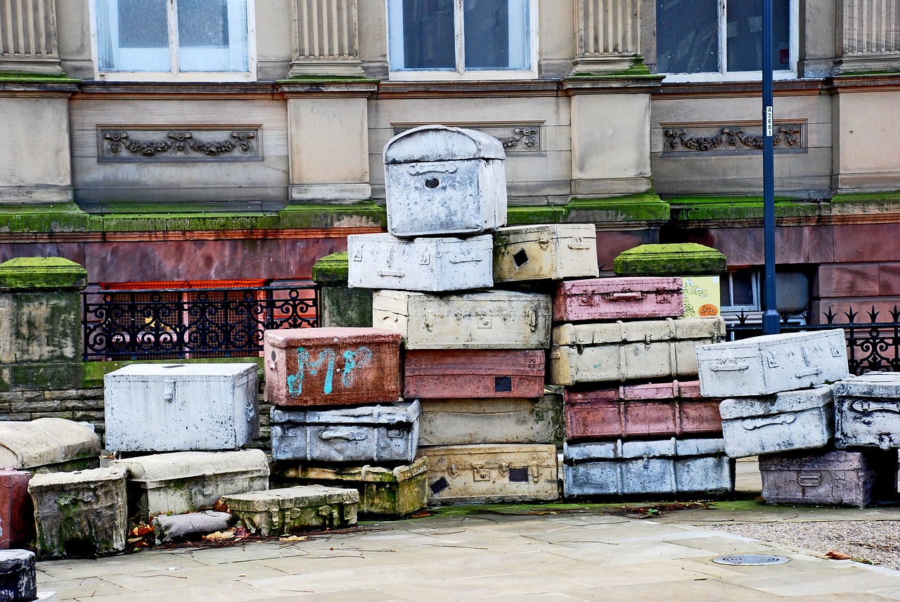 liverpool  suitcase  sculpture free photo