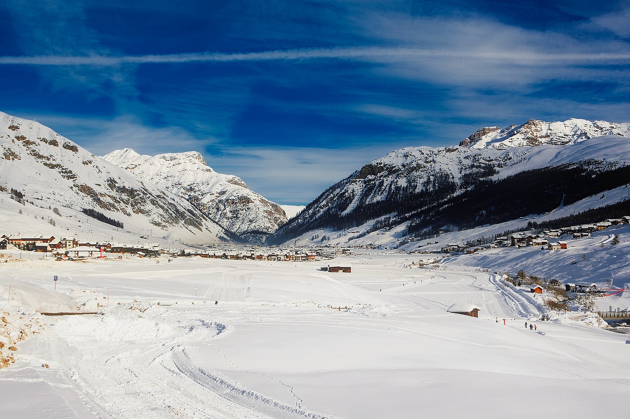 livigno italy alps free photo