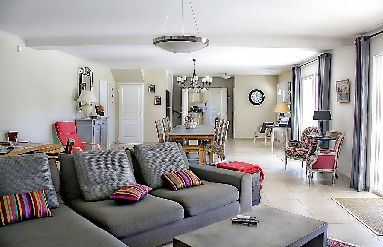 living room armchair furnishing free photo