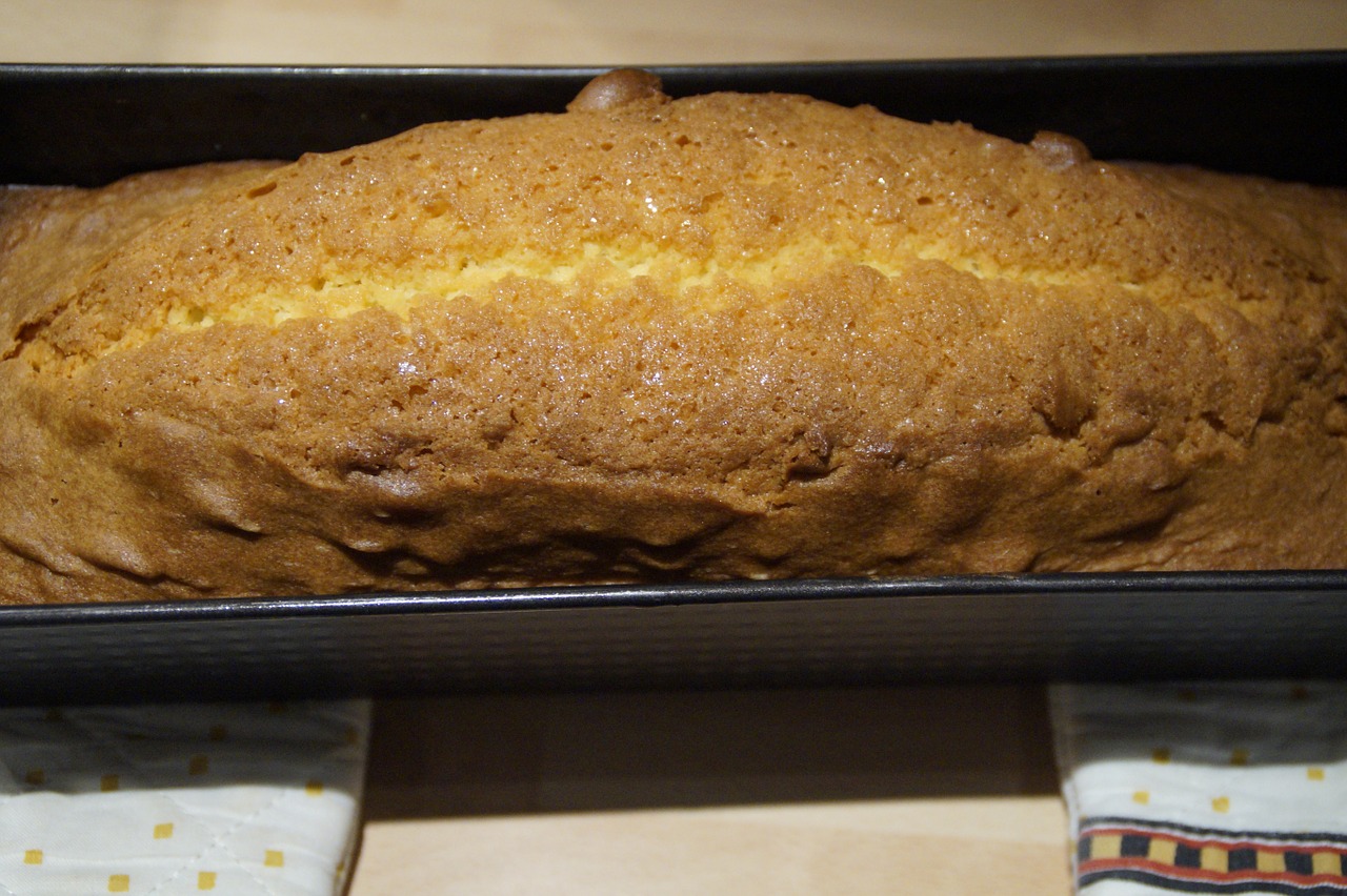 loaf pan cake sand cake free photo