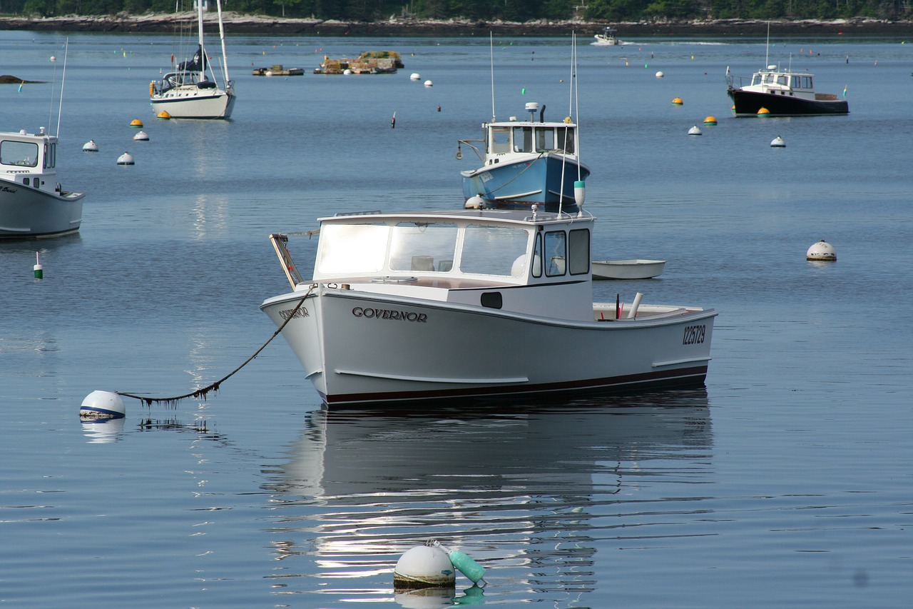 lobster boat  fishing  boothbay harbor free photo