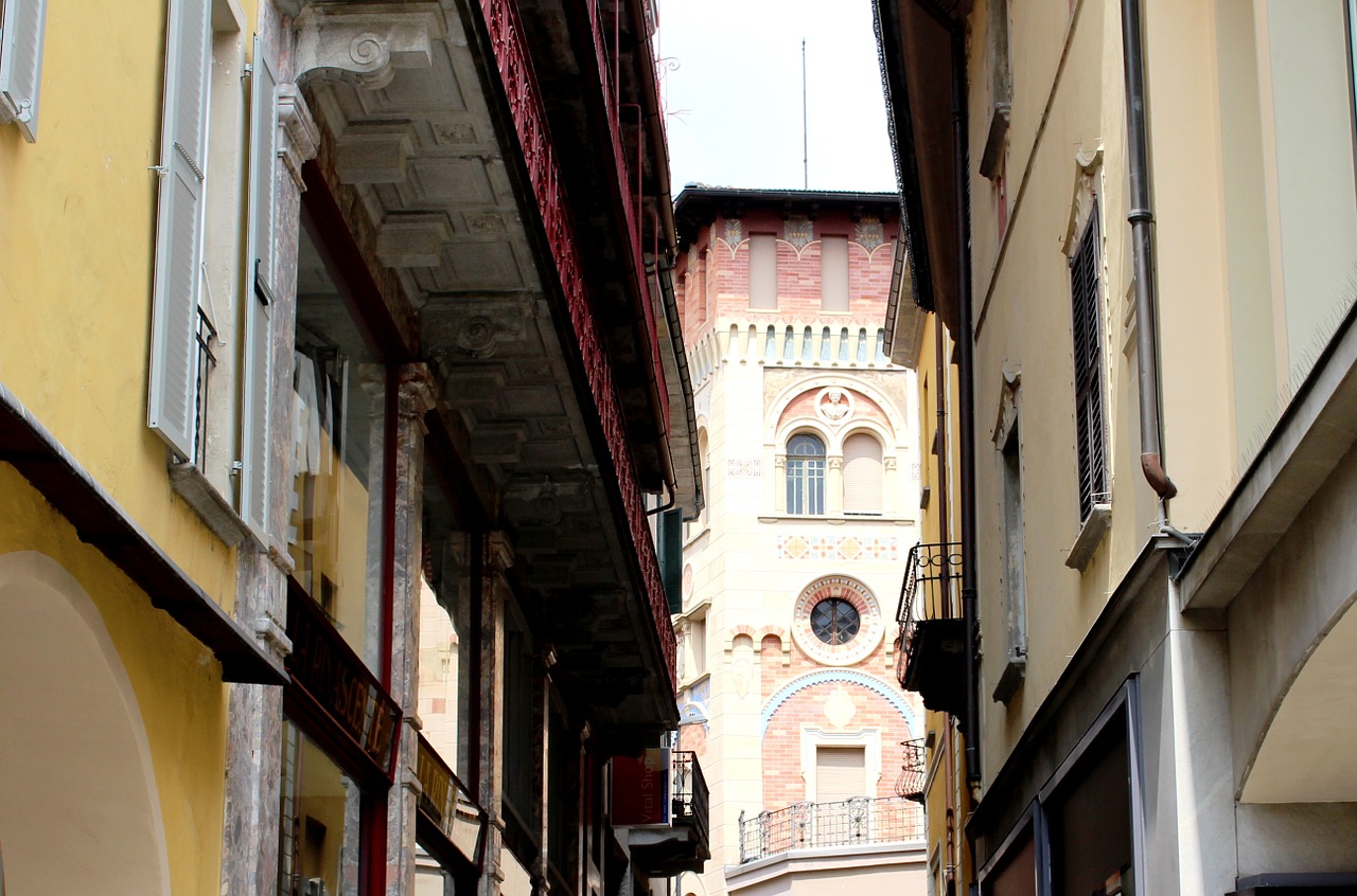 locarno old town alley free photo