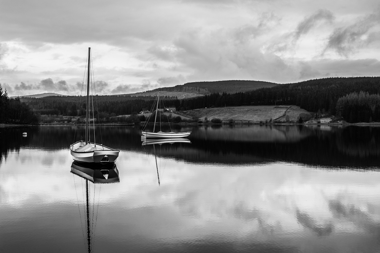 loch lake landscape free photo