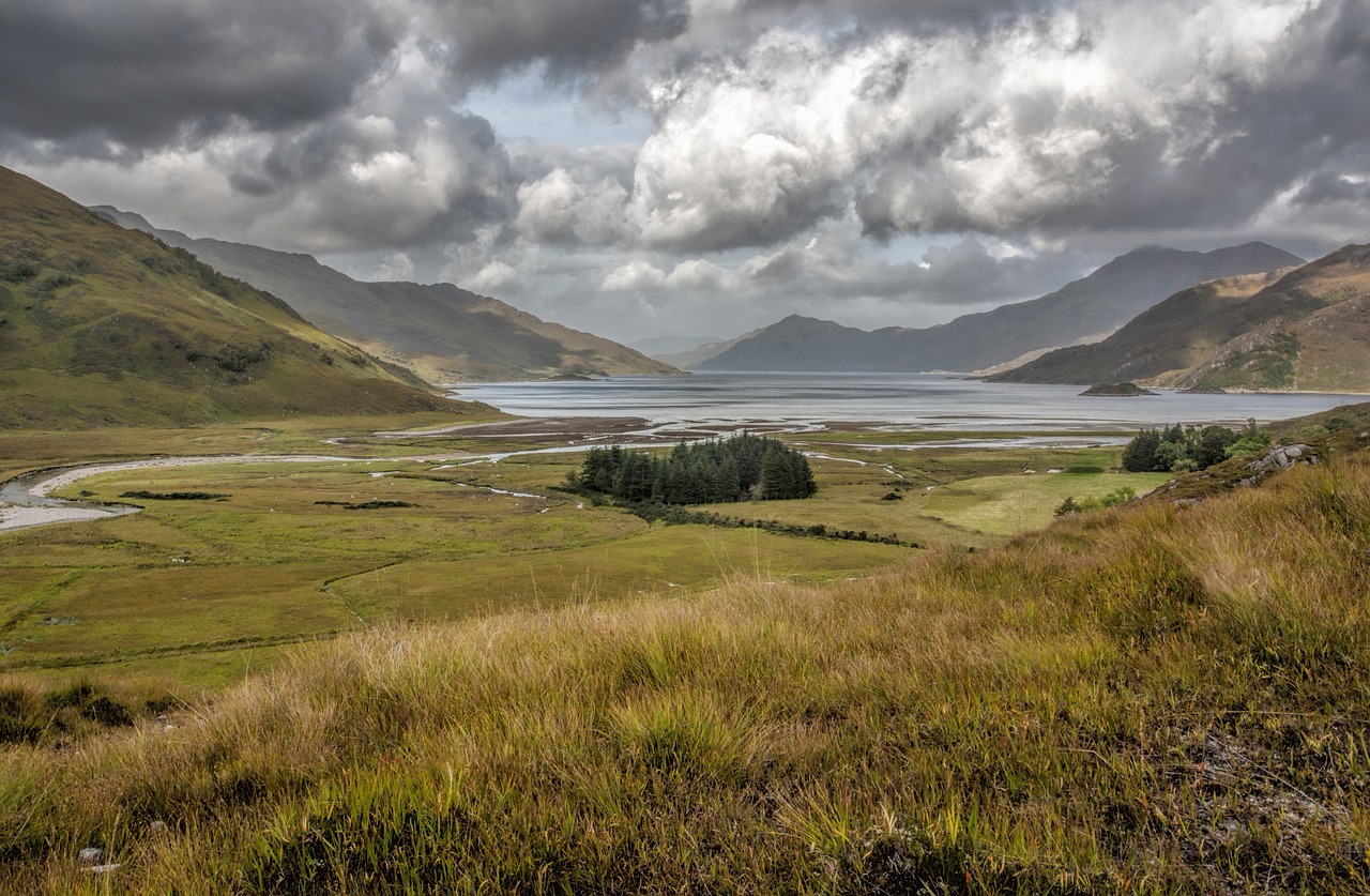 loch hourn scotland high free photo