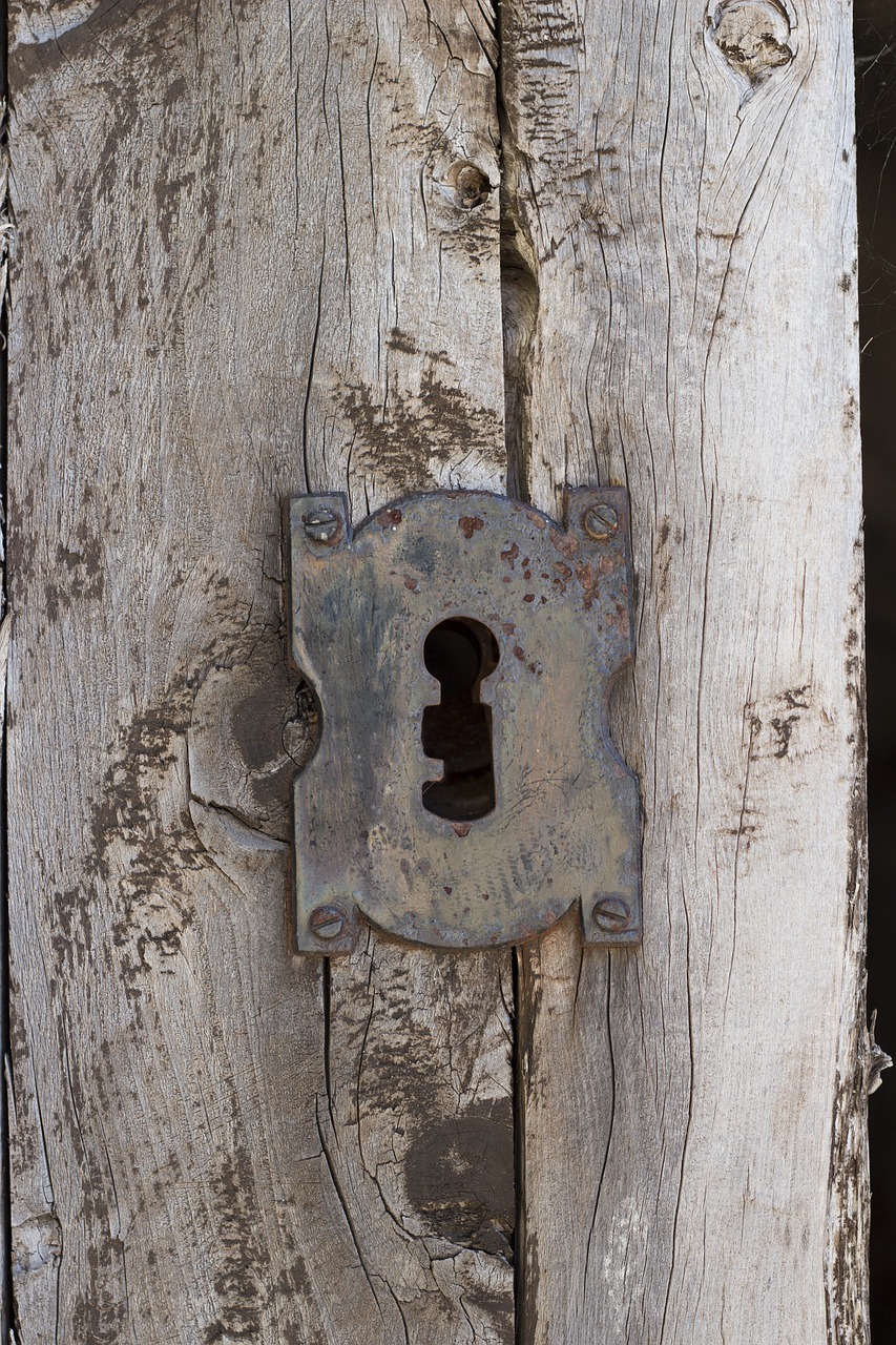 lock wood door free photo