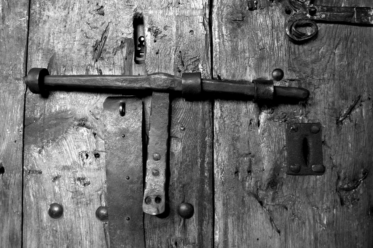 lock door old free photo