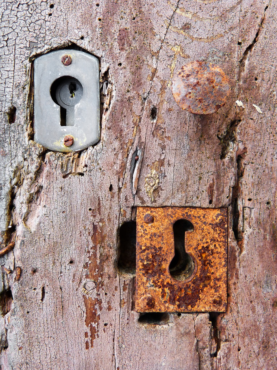 locks door old free photo