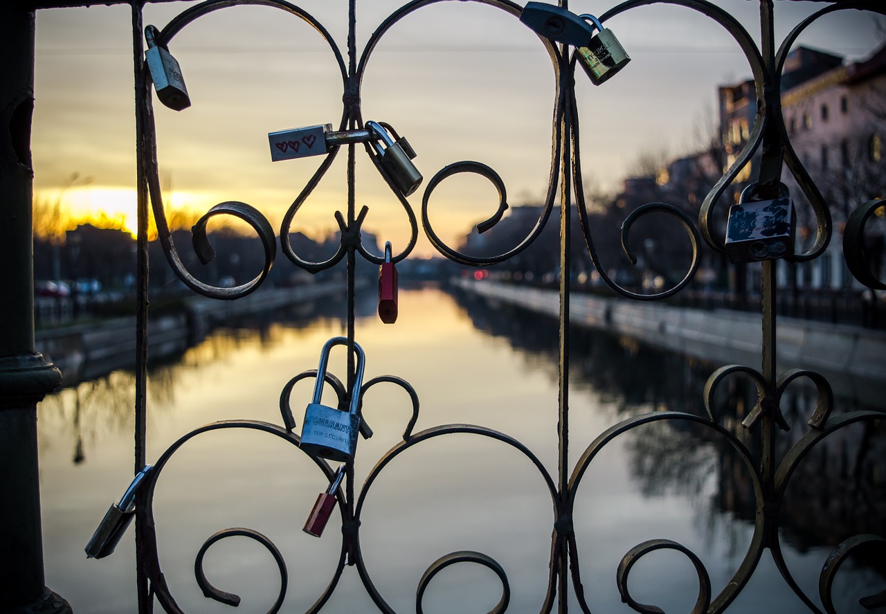 locks bridge sunset free photo