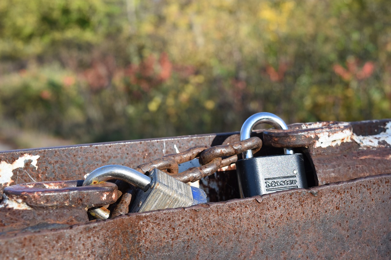 locks steel chain free photo