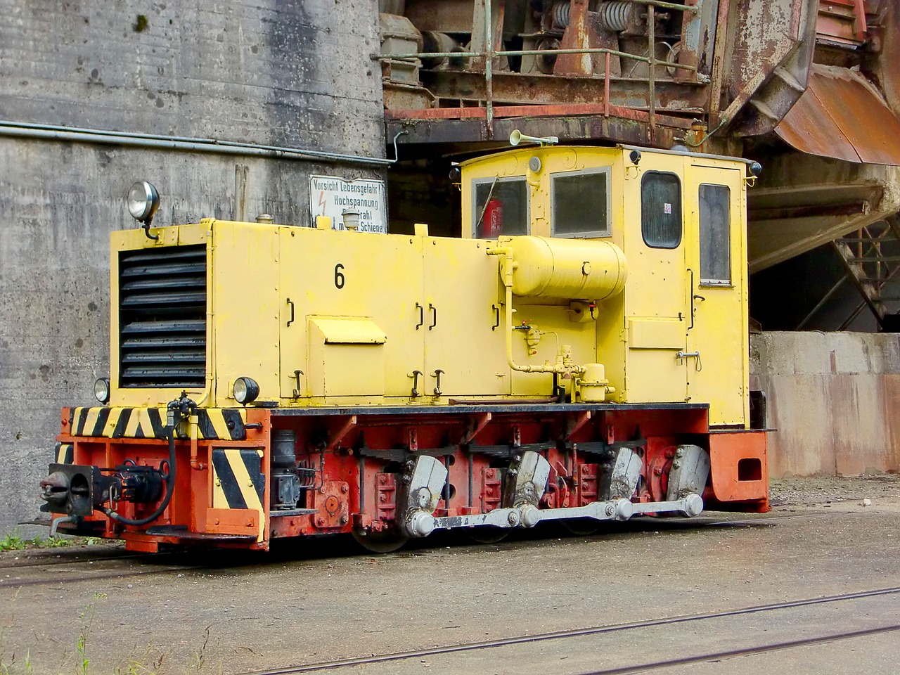 loco locomotive railway free photo
