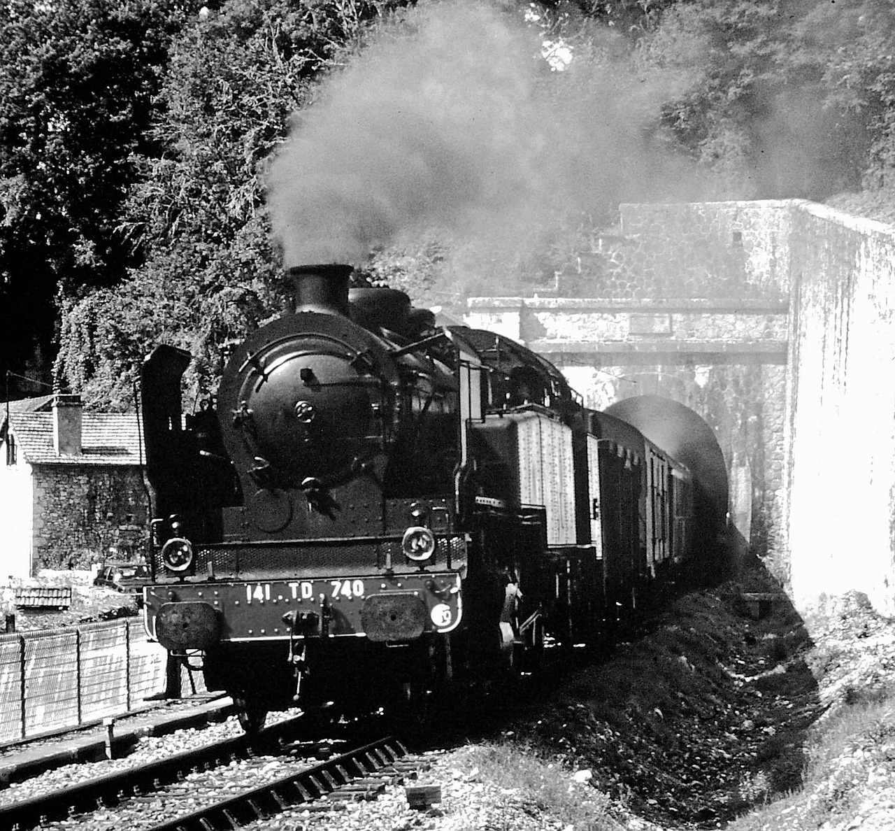 locomotive train railway free photo