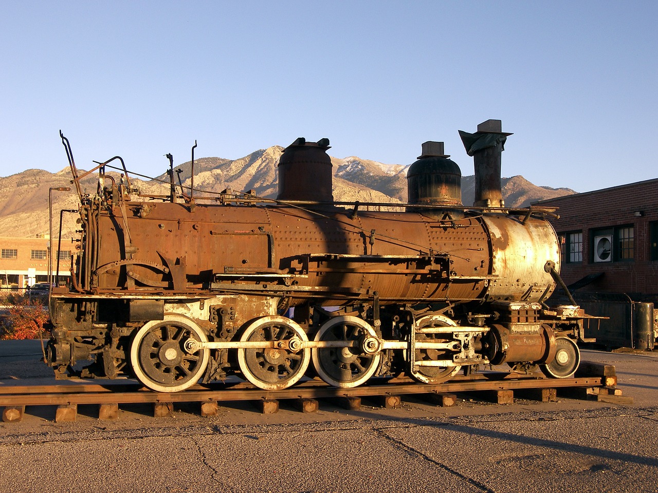 locomotive train engine free photo