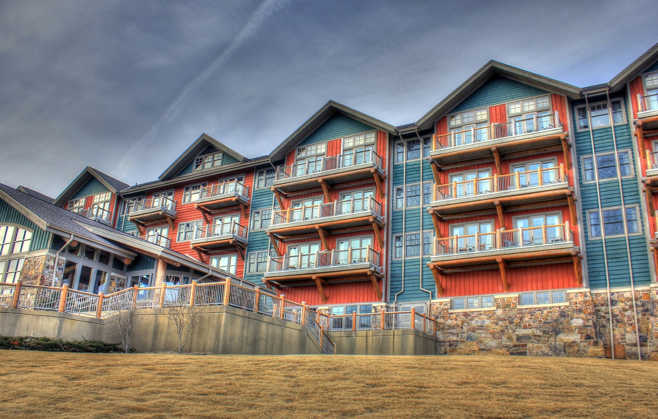 lodge hotel hdr free photo