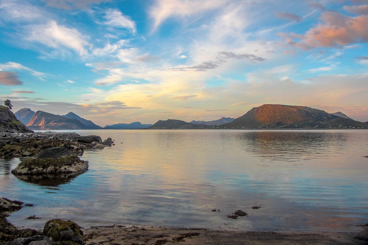 lofoten sea sky free photo