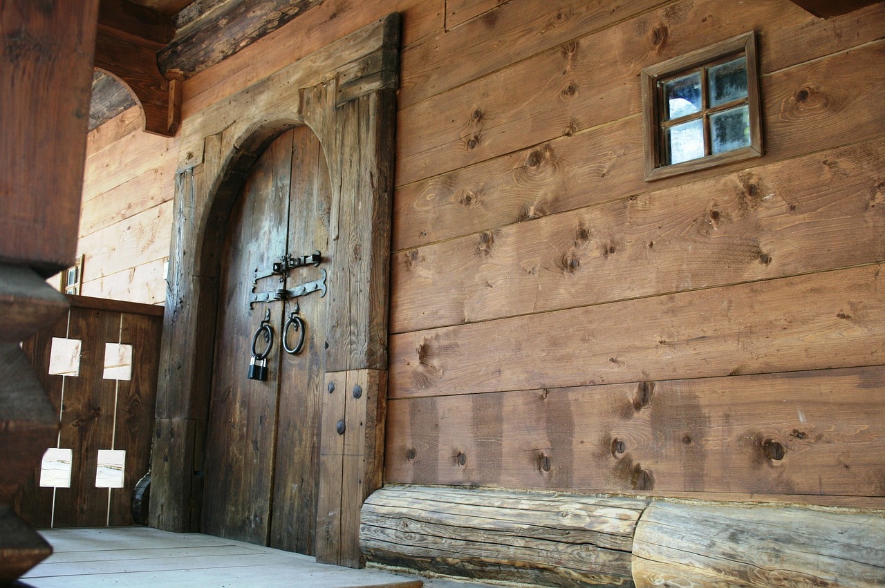 log cabin simple dwelling logs free photo