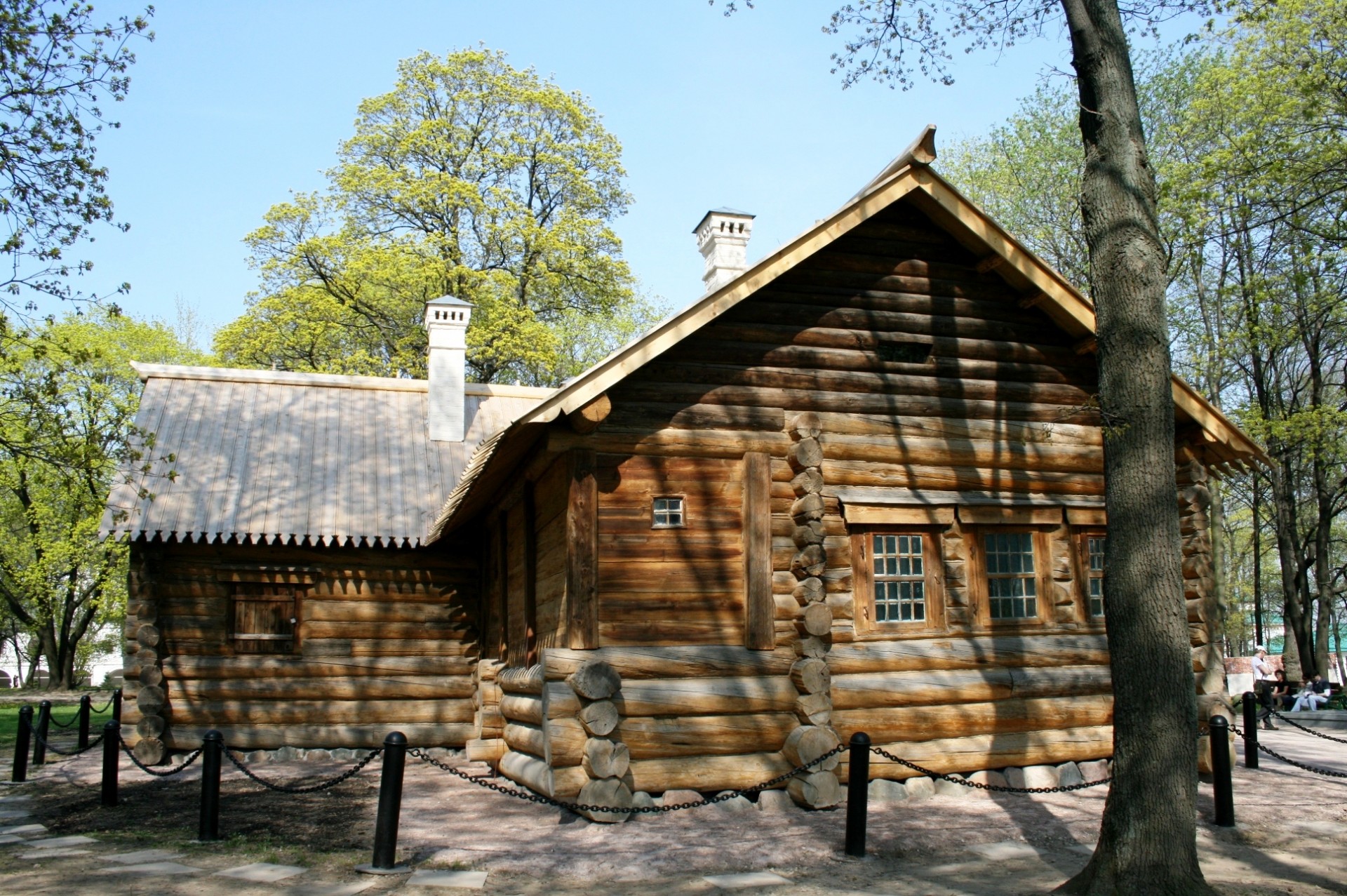 log cabin wood cabin historic free photo