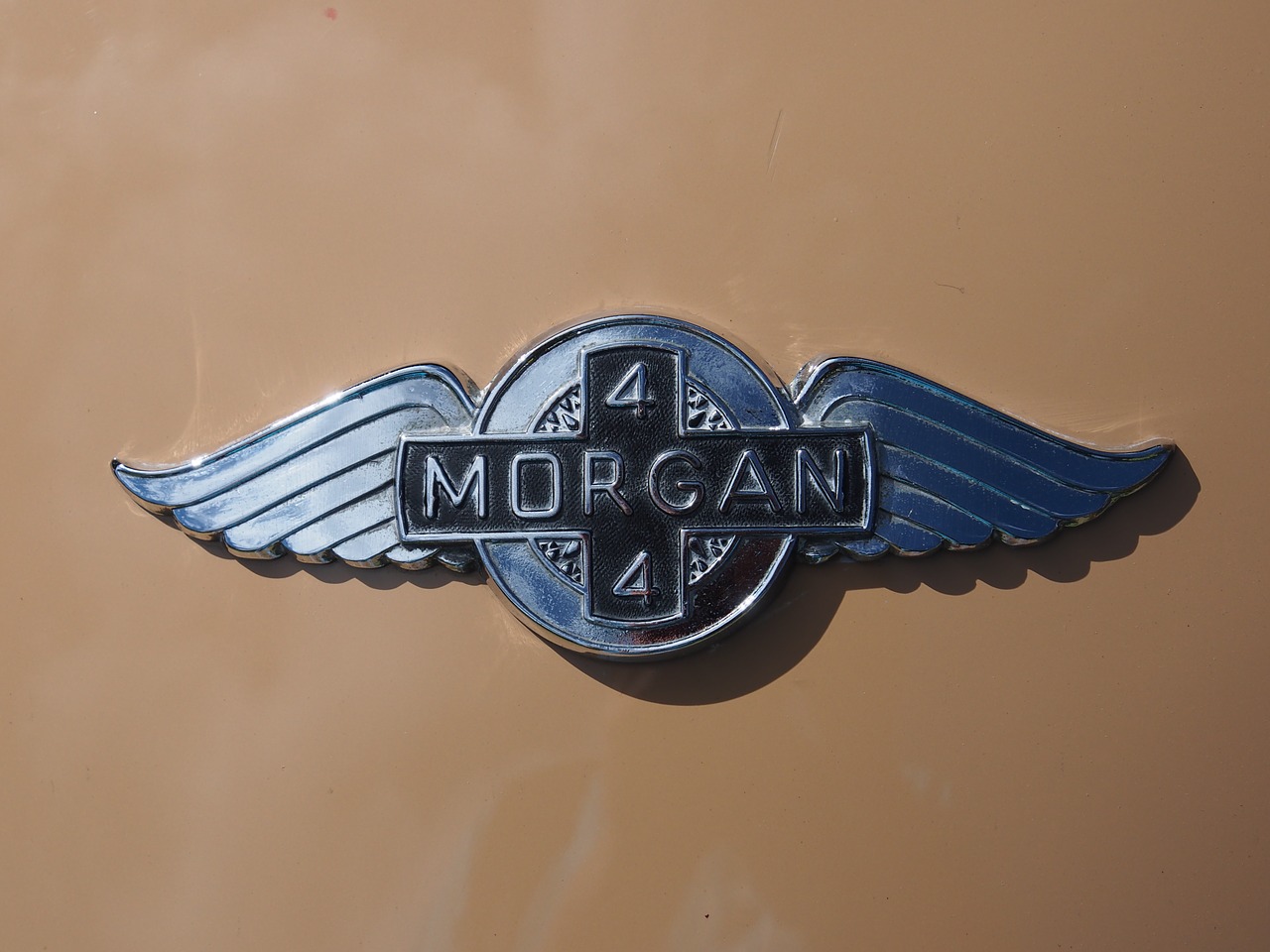 logo morgan car free photo