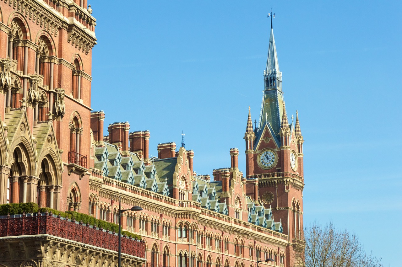 london clock building free photo