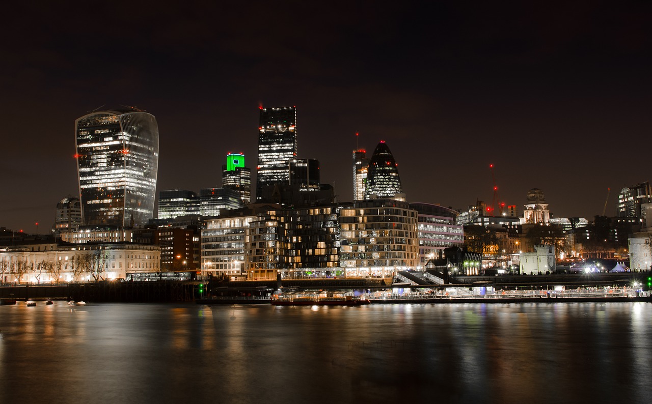 london city skyline free photo