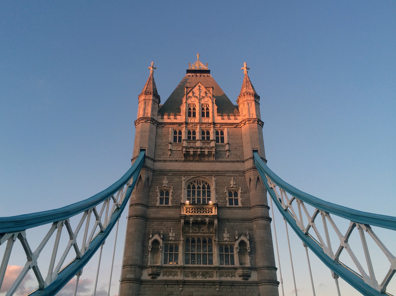 london tower bridge england free photo