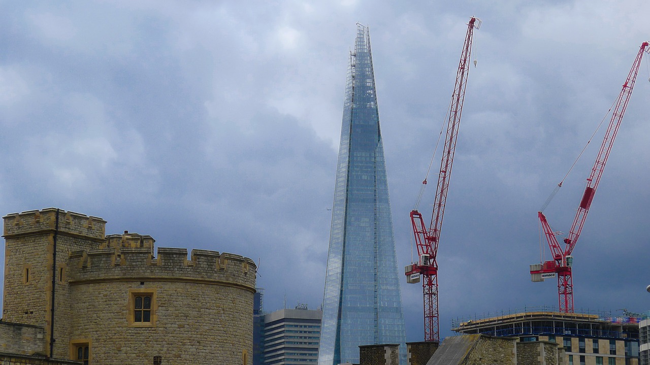 london contrast architecture free photo