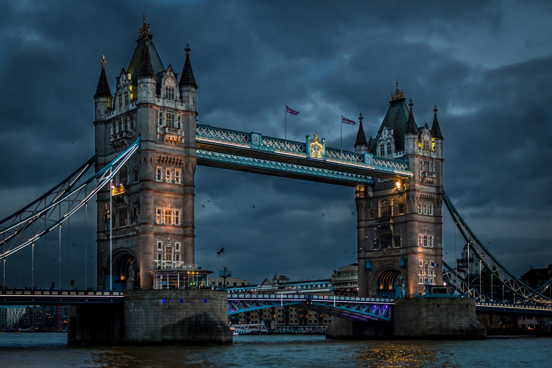 bridge tower london free photo