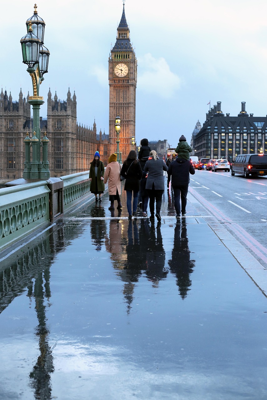 london bridge parliament free photo