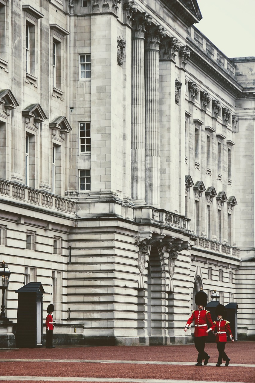 london buckingham parade free photo