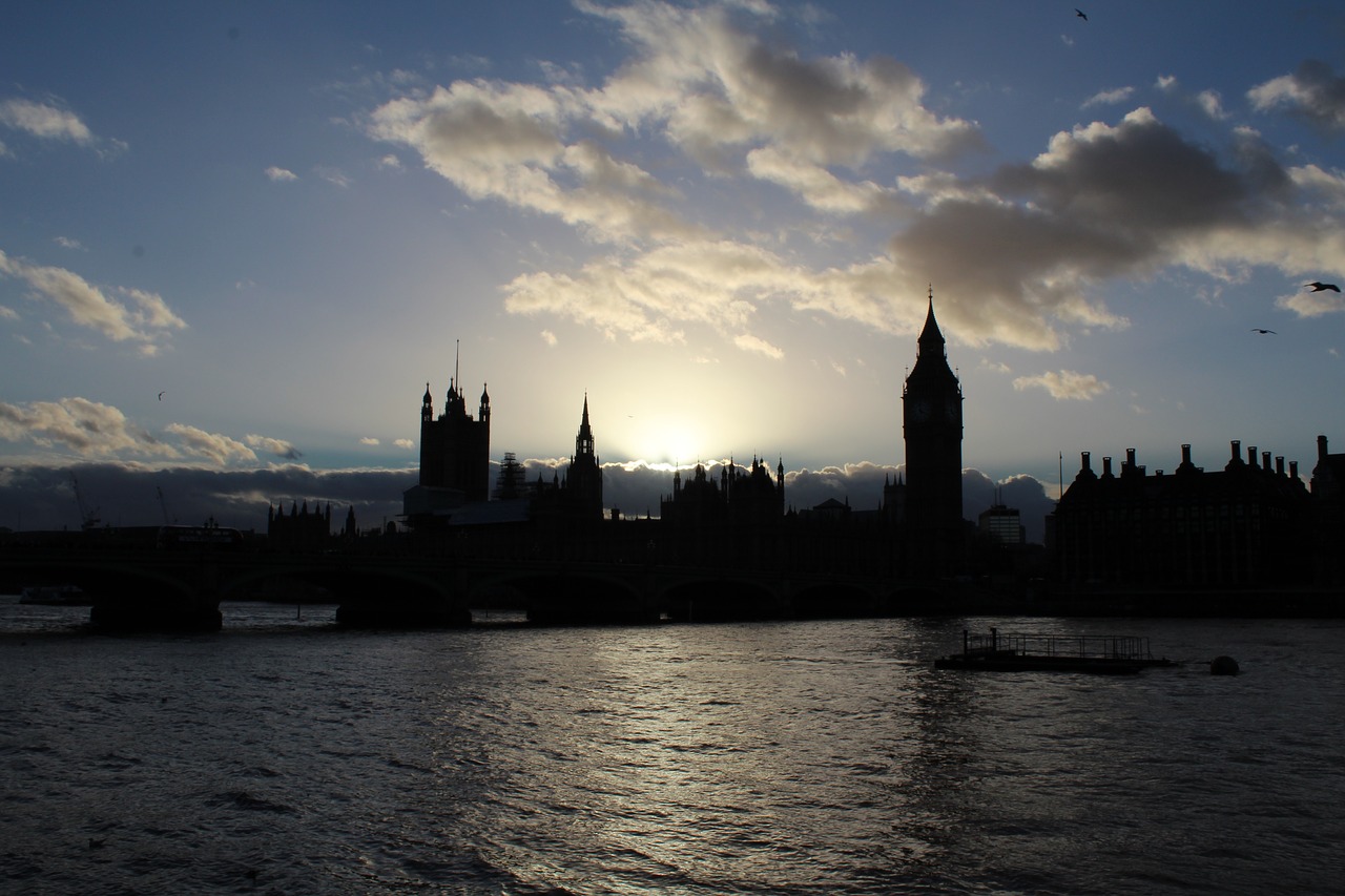 london river clouds free photo