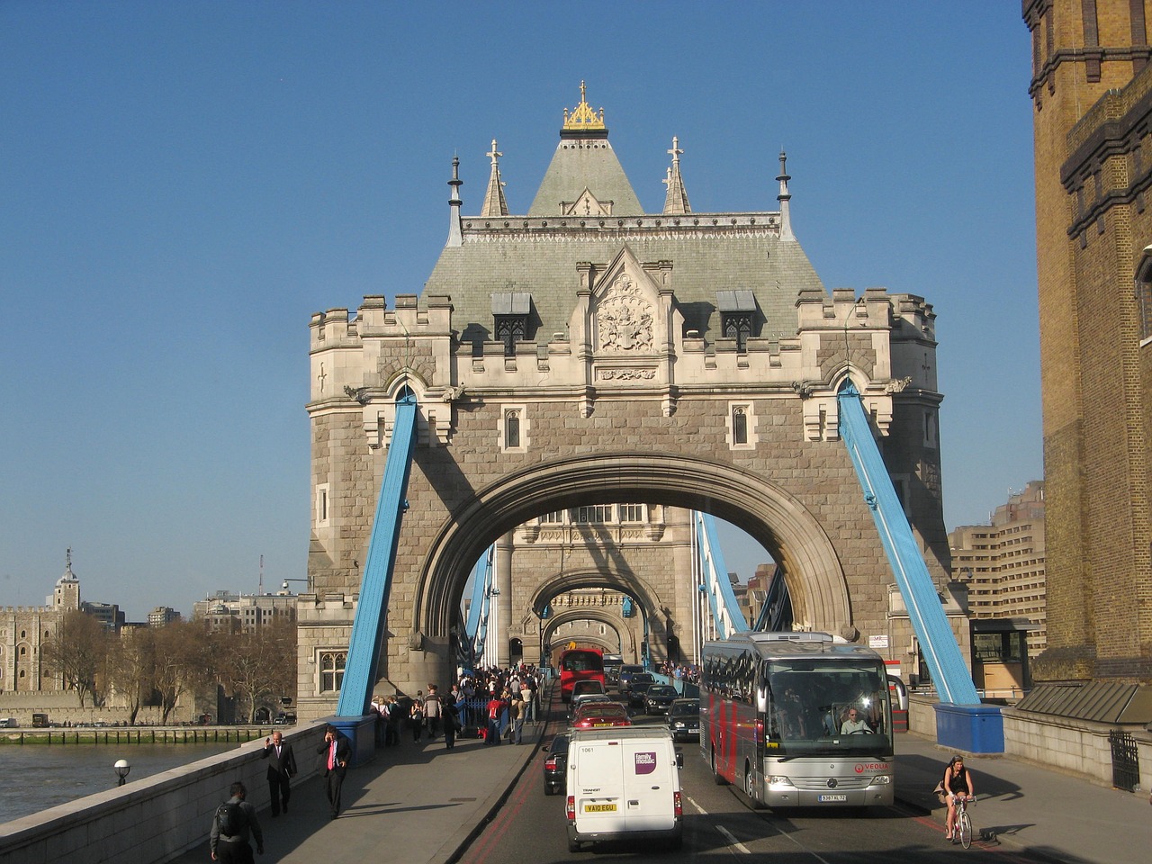 london bridge britain free photo