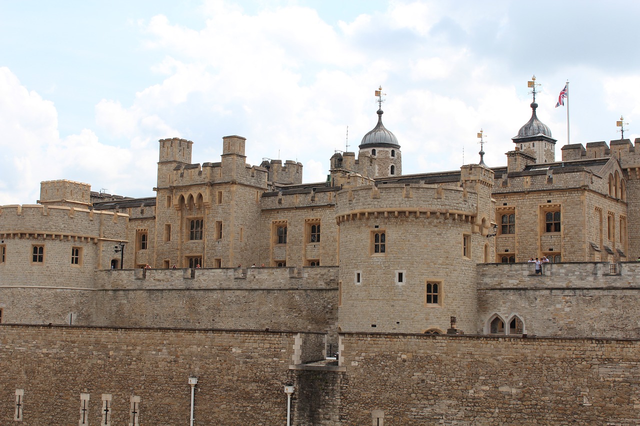 london tower of london fortress free photo