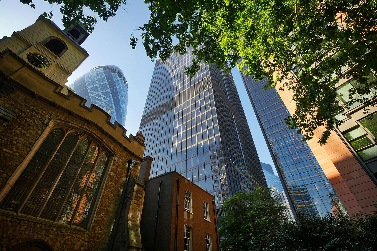 london facades old and new free photo