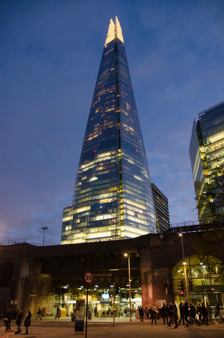 london needle office free photo