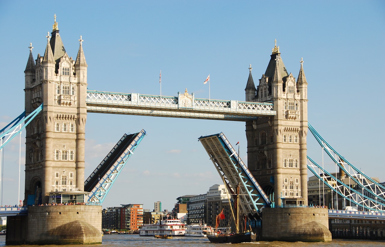 london  bridge  tower bridge free photo