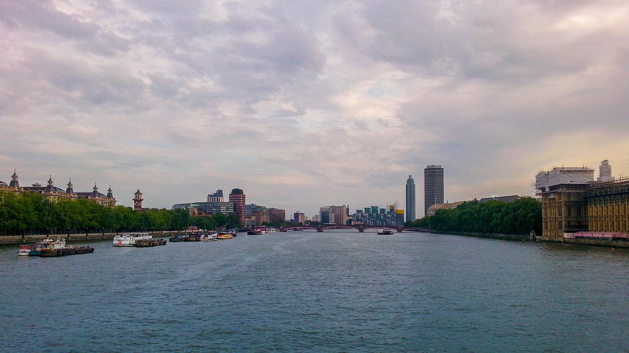 london  thames  england free photo