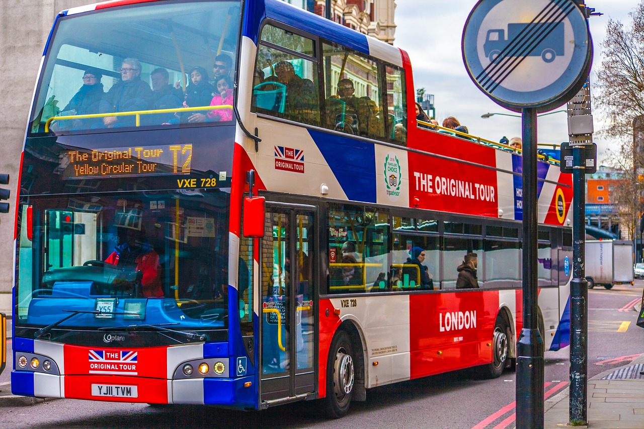 london  bus  road free photo