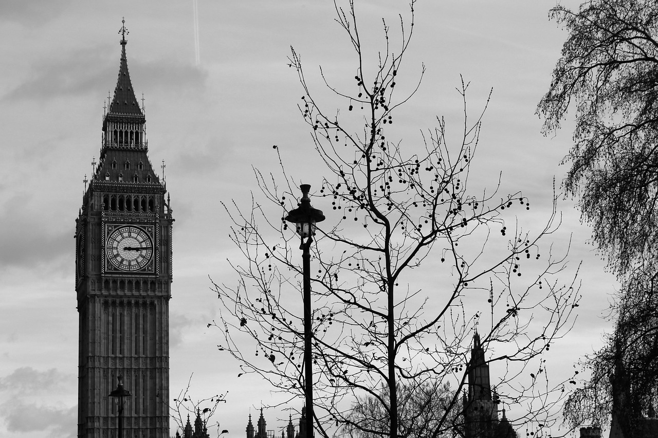 london big bend black and white free photo