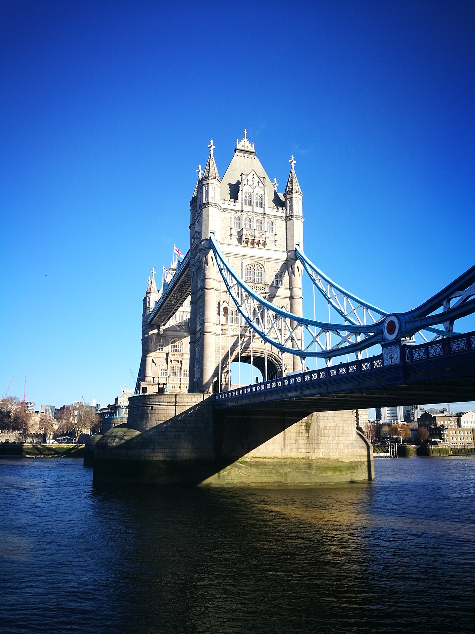 london bridge  london  uk free photo