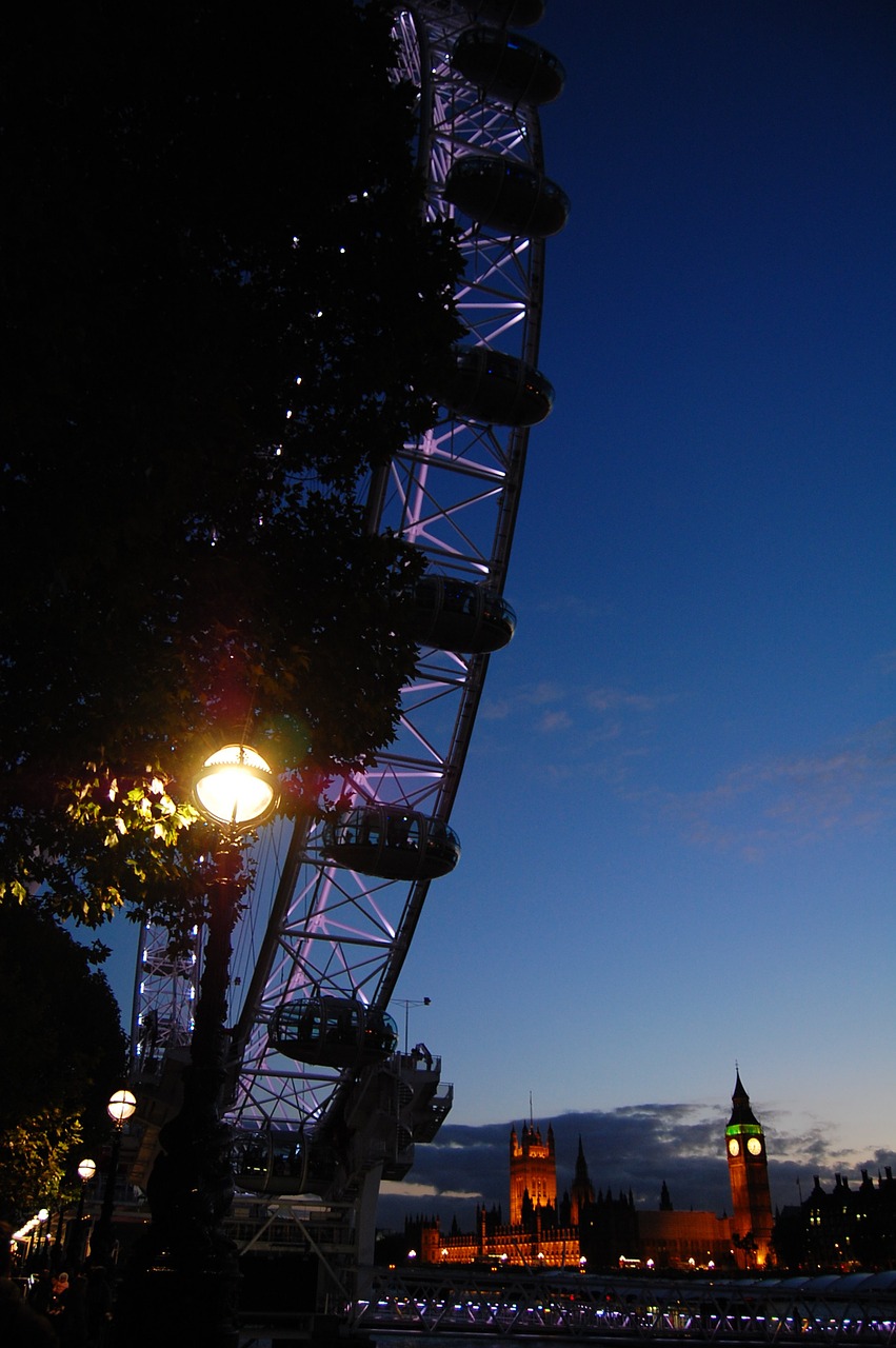 london eye ferris wheel london free photo