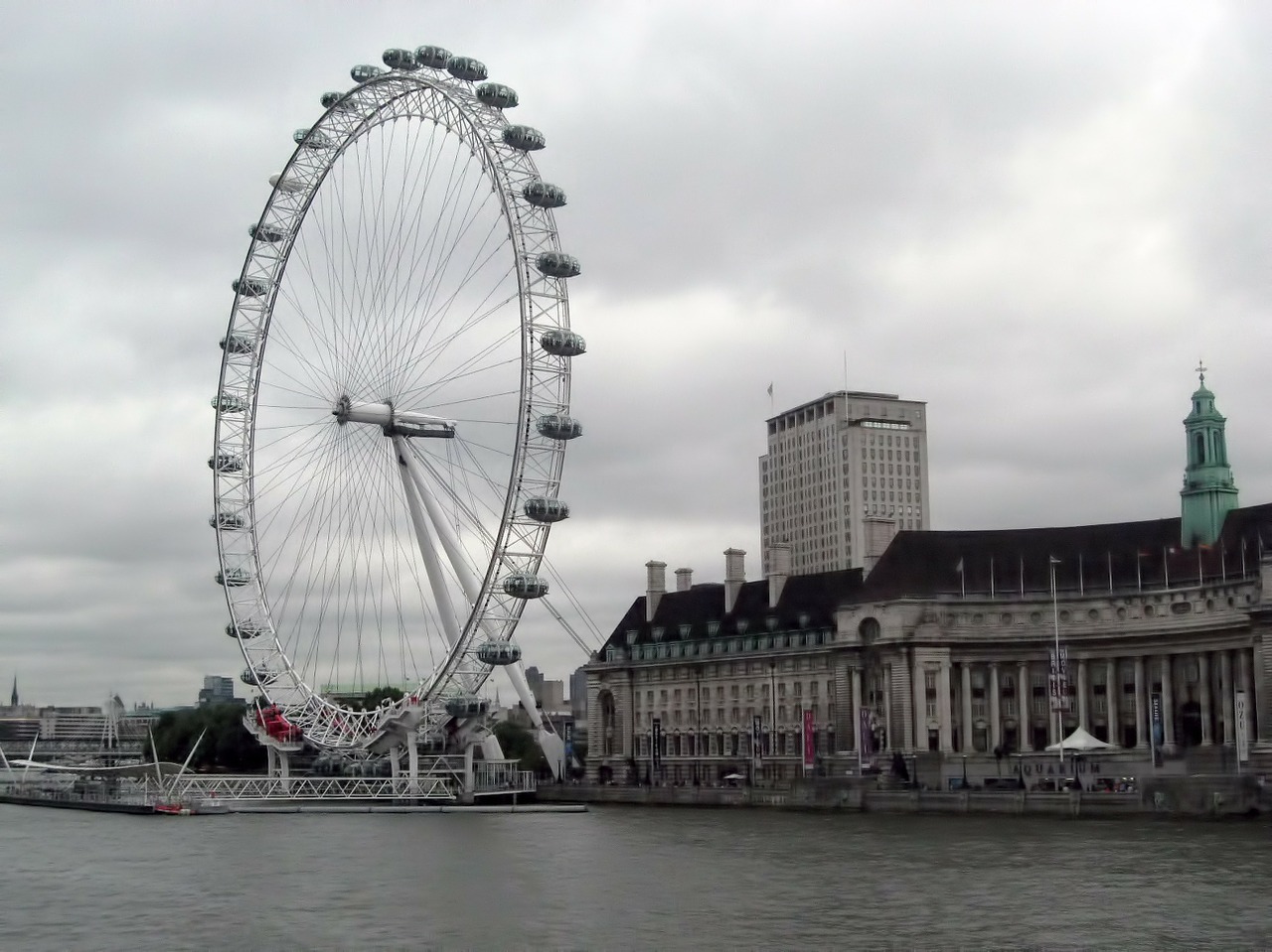 london eye ferris wheel buildings free photo