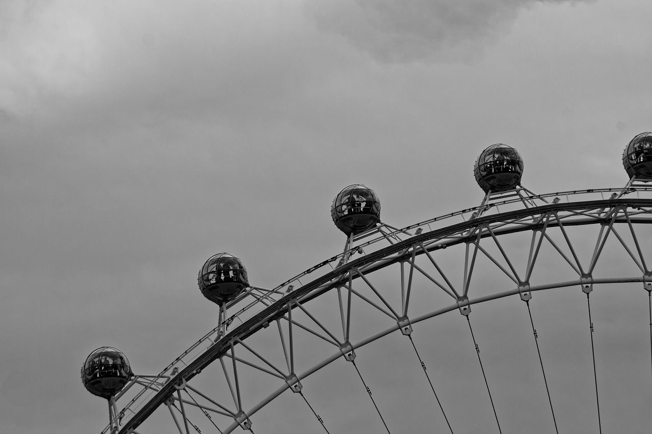 london eye london ferris wheel free photo